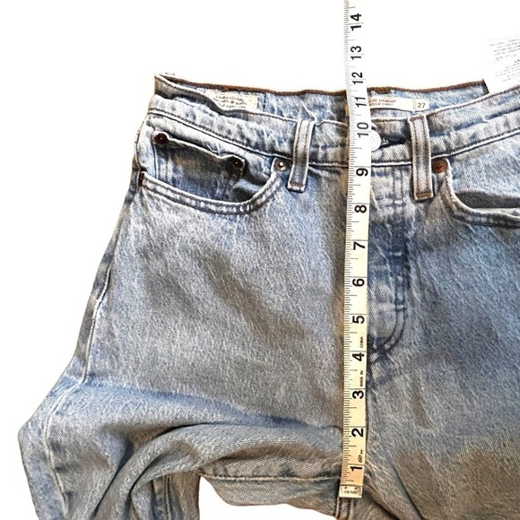 Levi's Women's Wedgie Straight Leg Jeans - Picture 10 of 11